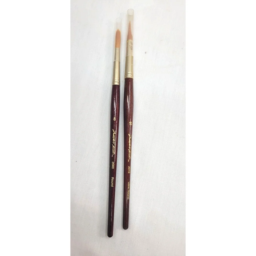 70 Plus New Craft Paintbrushes‎ Mostly Royal Some Loew Cornell comes with Holder